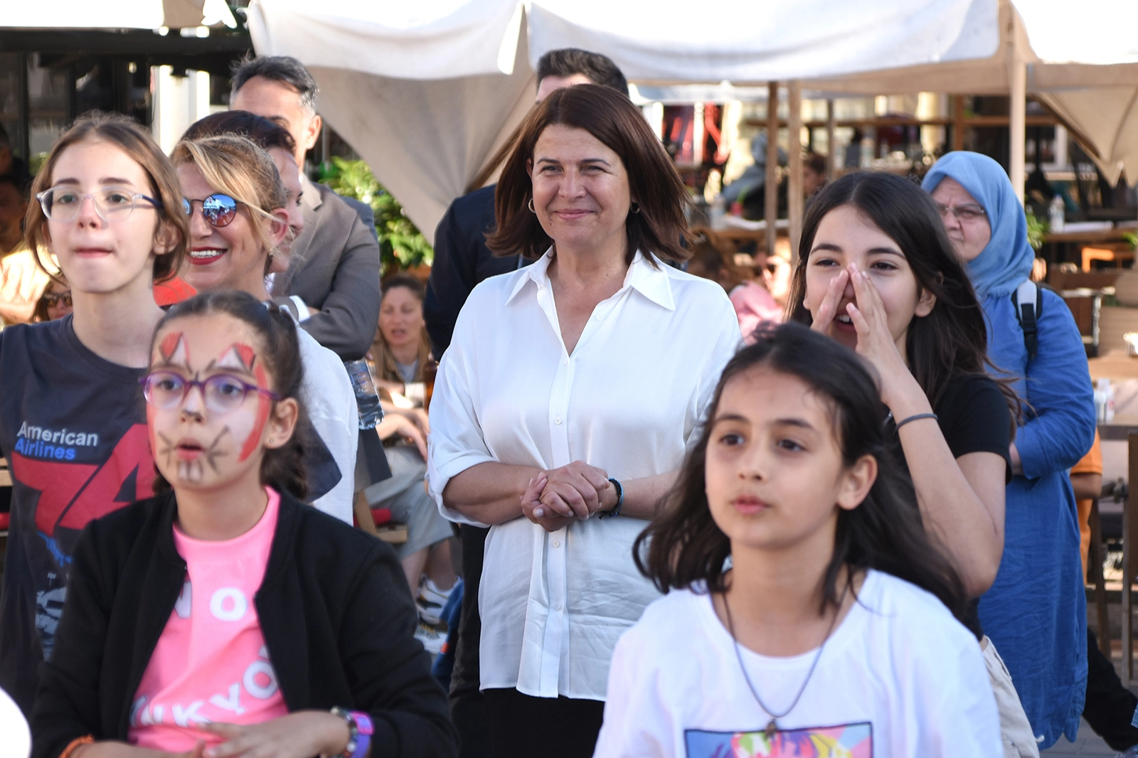 Foça ve Yenifoça’da Çocuk Buluşmaları gerçekleştirildi haberinin görseli