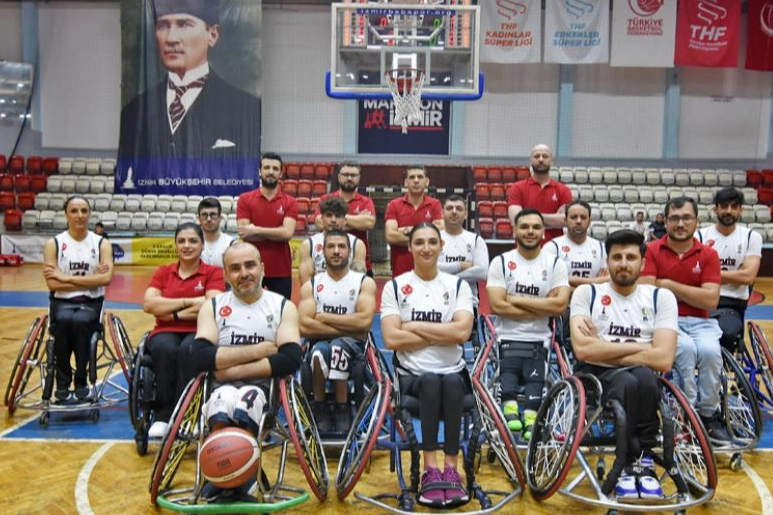 İzmir'in Cesur Yürekleri Avrupa 2'nci oldu haberinin görseli