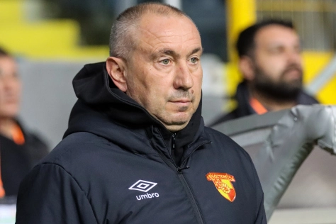 Stanimir Stoilov, takımını Süper Lig'e çıkaran 6'ncı yabancı haberinin görseli