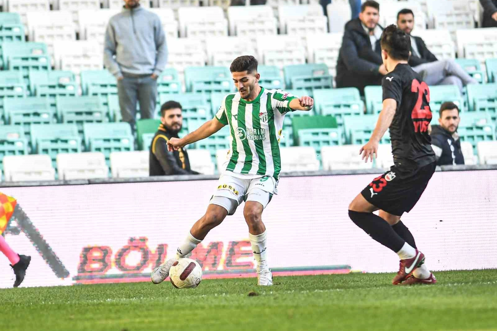 TFF 2. Lig'de heyecan dorukta! Diyarbekirspor – Bursaspor maçı ne zaman, saat kaçta? Diyarbekirspor – Bursaspor maçı hangi kanalda? haberinin görseli