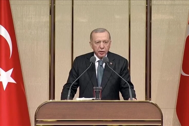Cumhurbaşkanı Erdoğan: 1 Mayıs'ın bayram havasına gölge düşürmeye çalışıyorlar haberinin görseli