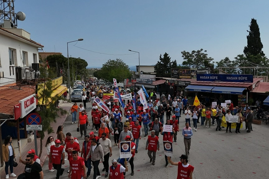 Karaburun, 1 Mayıs’ta sokaktaydı