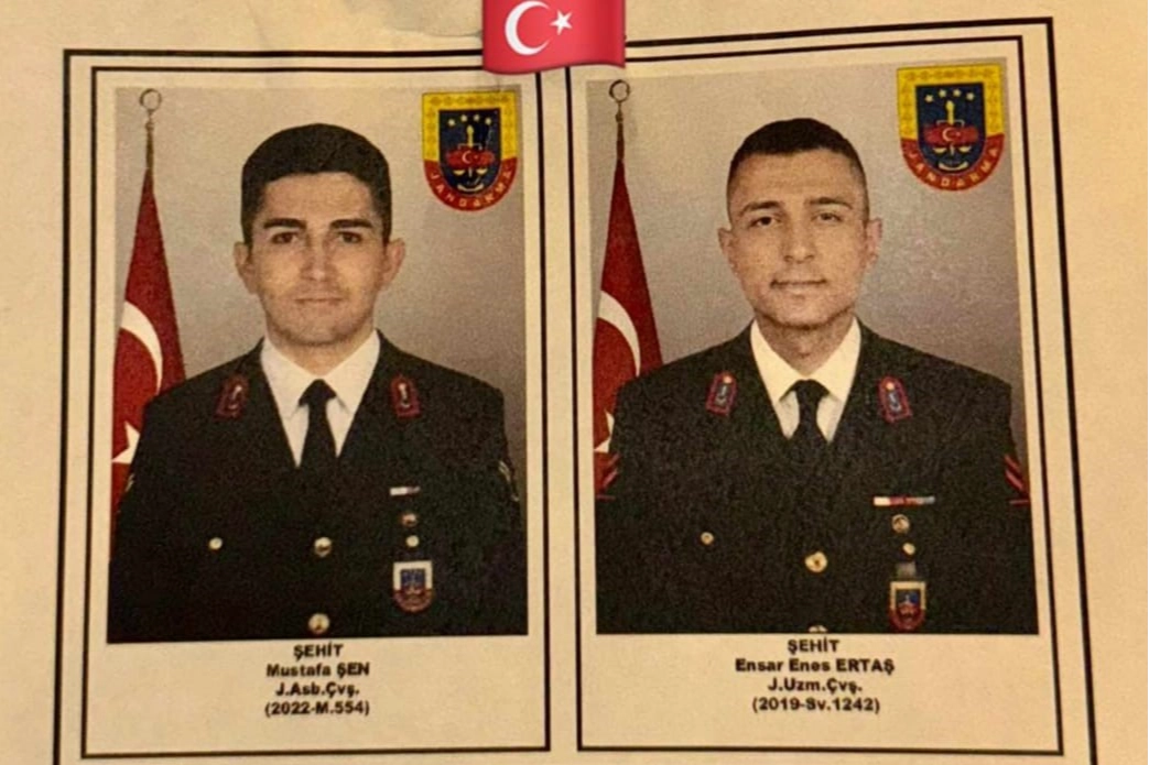 Şehit askerler Mustafa Şen ve Ensar Enes Ertaş için tören düzenlendi   haberinin görseli
