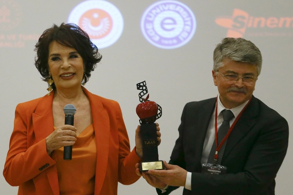 İzmir'de Uluslararası Turan Film Festivali başladı