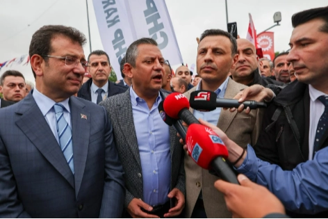Özel, Taksim'e neden yürümedi?
