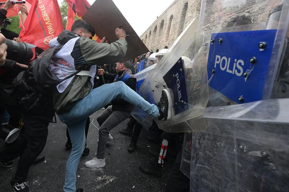 1 Mayıs'ta polise saldıranlar yakalandı!