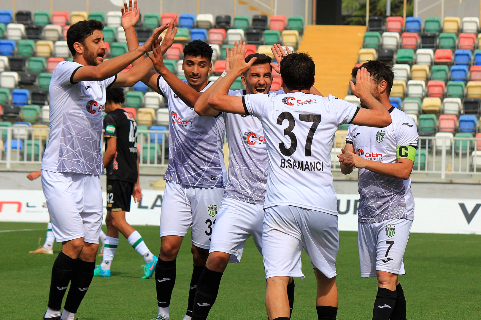 Bornova 1877, Play-Off'a veda etti haberinin görseli