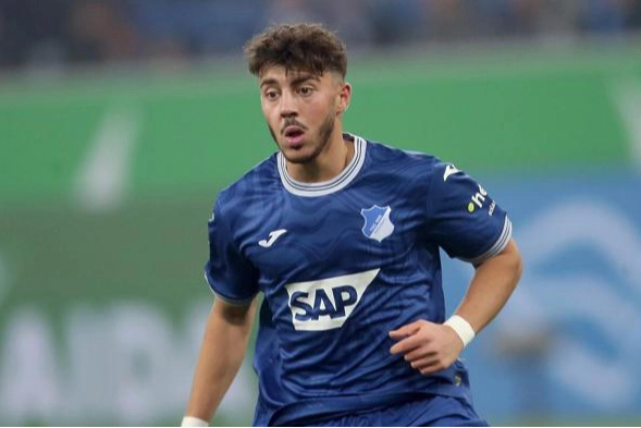Genç futbolcu Umut Tohumcu kimdir? Umut Tohumcu ne kadar maaş alıyor? haberinin görseli