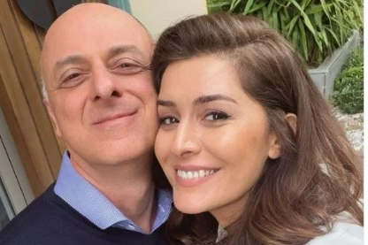Ümit Özlale ile dünya evine girmeye hazırlanan  Serap Belovacıklı'dan beklenen paylaşım geldi:  Omuz omuza mücadele edecek iki insan olarak bir yola çıkıyoruz haberinin görseli