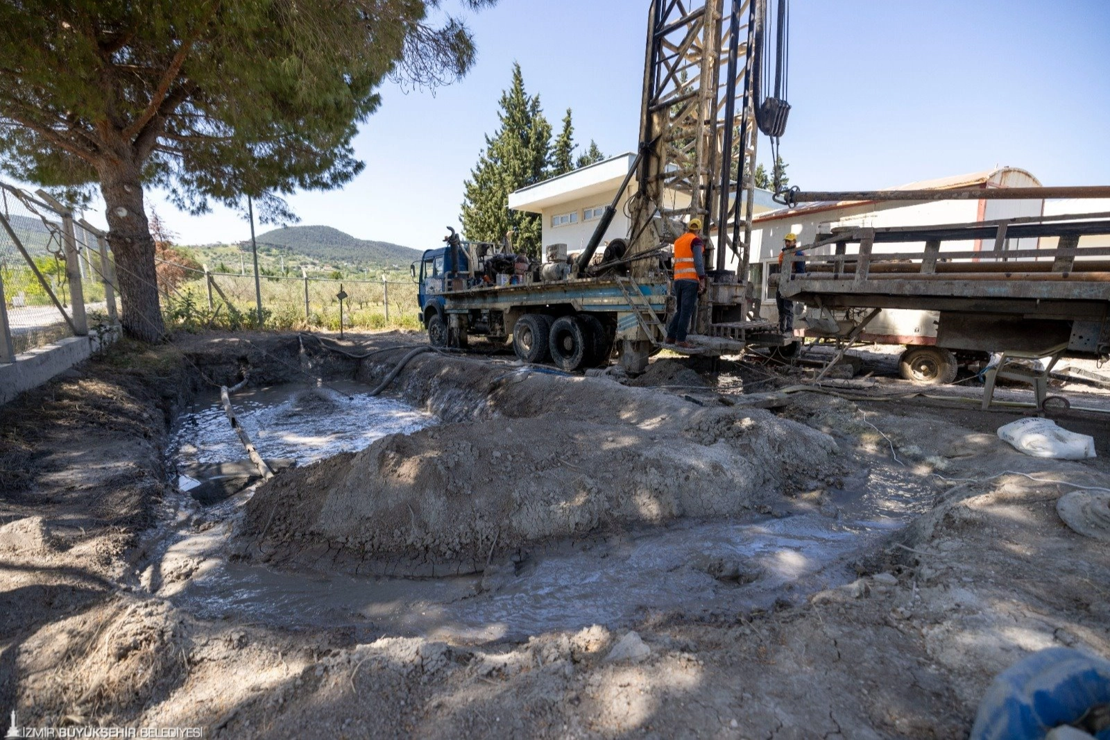 Aliağa ve Bergama’ya altı yeni içme suyu sondaj kuyusu açılıyor