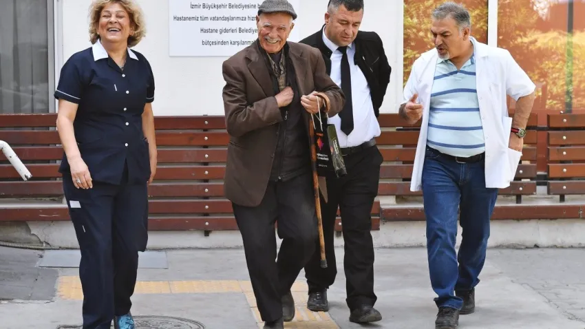 Başkan Tugay, Cemil Amca'ya verdiği sözü tuttu