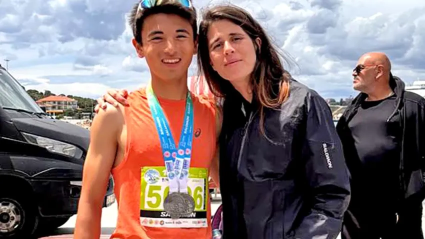 Çeşmeli sporcudan Salomon Çeşme Yarı Maratonu'nda büyük başarı