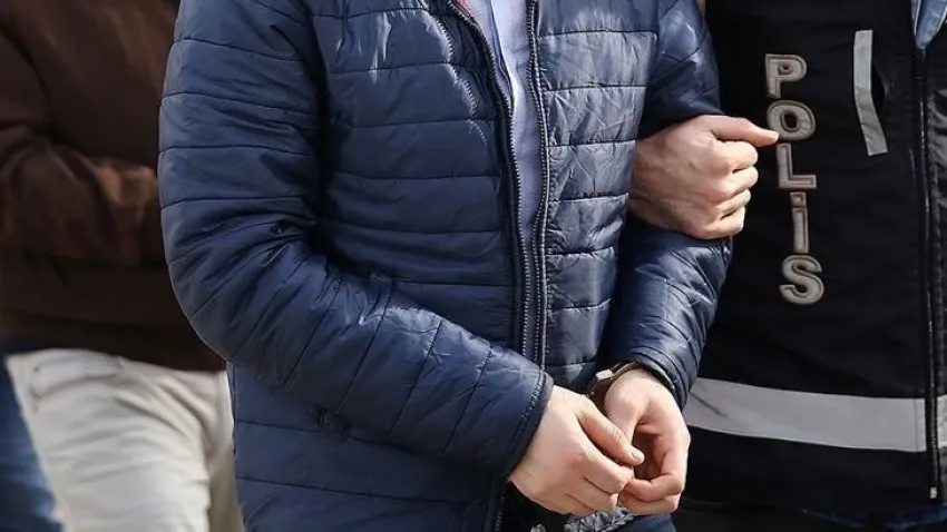 İzmir haber: Yapılan operasyonda cephanelik ele geçirildi