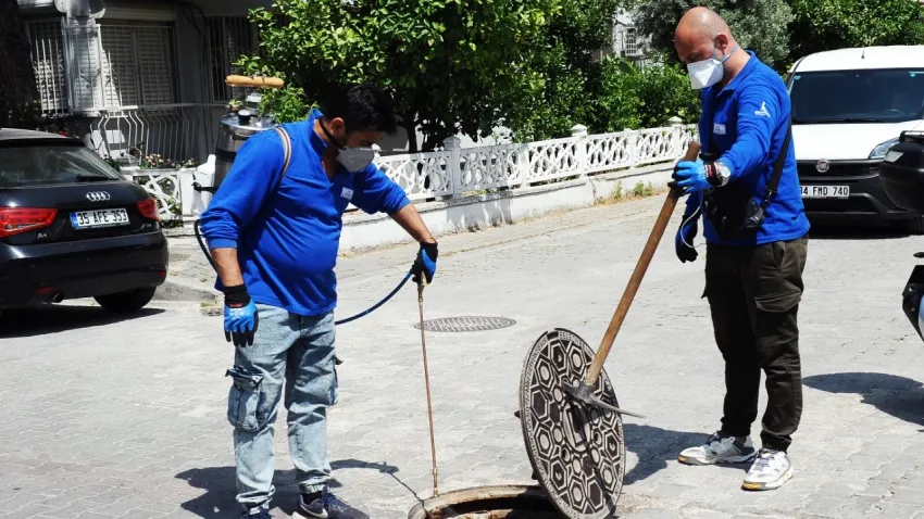 Karşıyaka’da haşerelere son: İlaçlama başladı