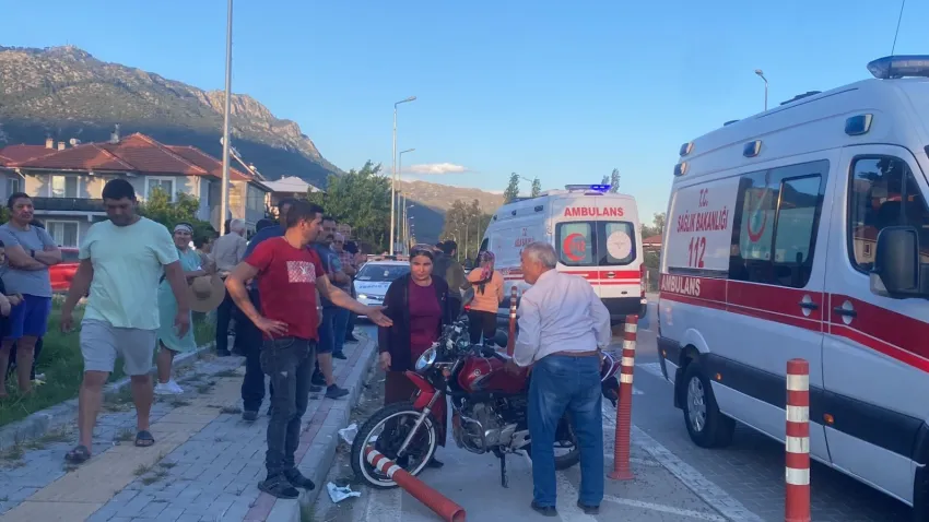 Muğla'da feci kaza! Motosiklet ile otomobil çarpıştı: 2 yaralı haberinin görseli