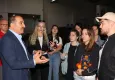 Tarım sektörünü seçen gençler, tarım işletmesinin tozunu yuttular