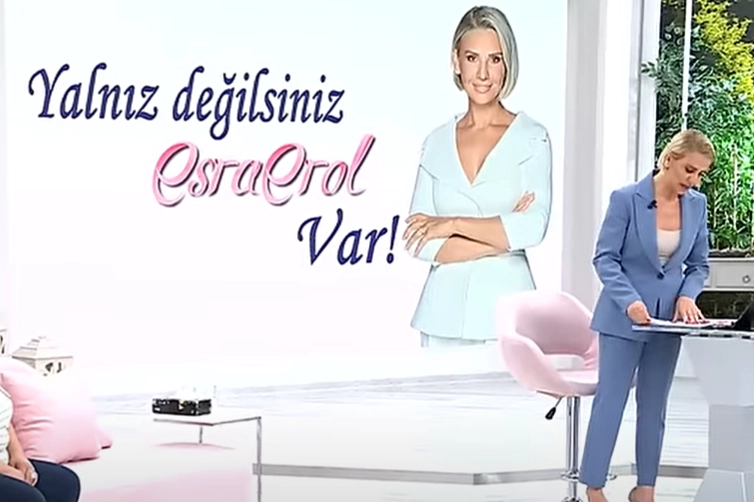 Esra Erol'da skandal iddia: Bebeğimizi satacaklar! haberinin görseli
