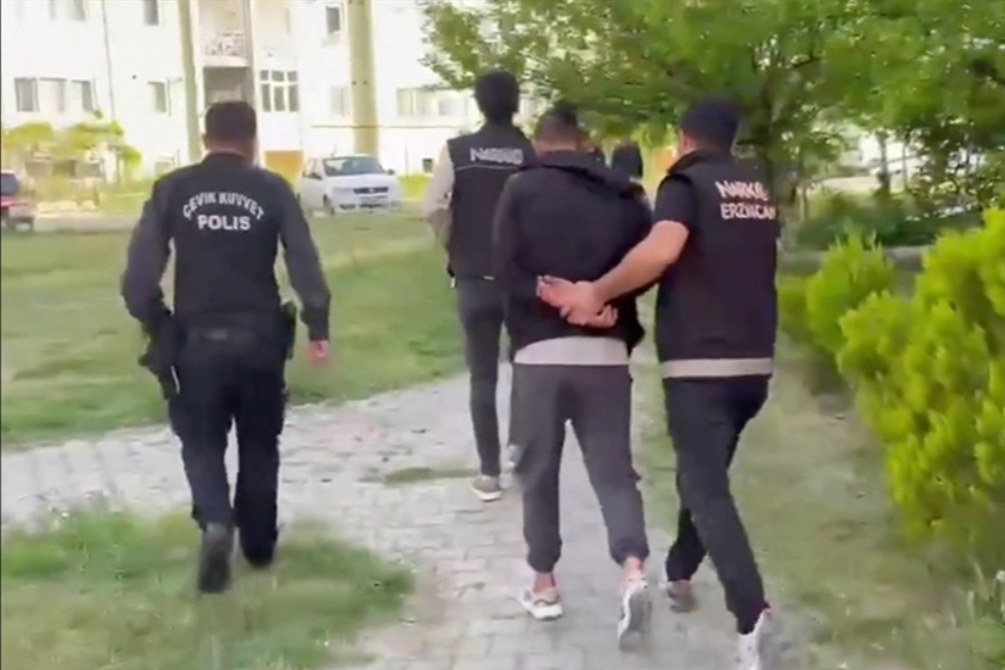 Bakan Yerlikaya açıkladı: Narkoçelik-15 operasyonlarında 363 şüpheli yakalandı haberinin görseli