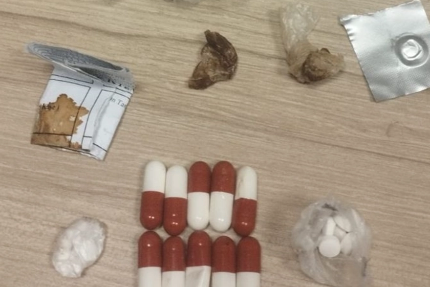 İzmir haber: Uyuşturucu operasyonunda yakalanan 1 şüpheli tutuklandı haberinin görseli
