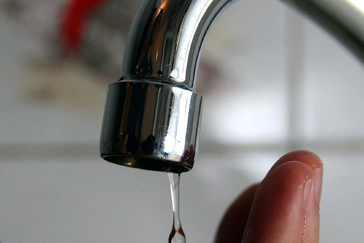 Mersinliler şişeleri doldurun: MESKİ Mersin su kesintisi için vatandaşları uyardı! haberinin görseli