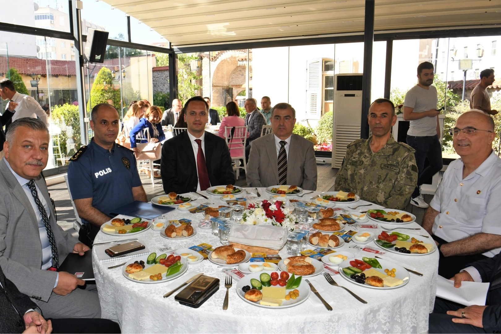 Başkan Eşki: Bornovalıları hizmetlerle buluşturacağız