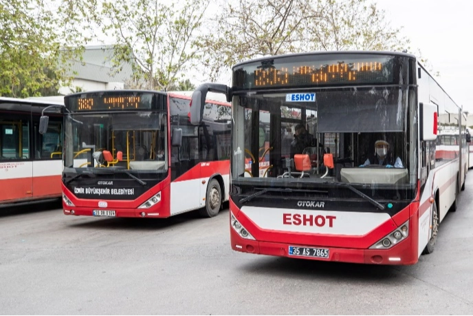 Karşıyaka’da ulaşıma Zübeyde Hanım Koşusu ayarı