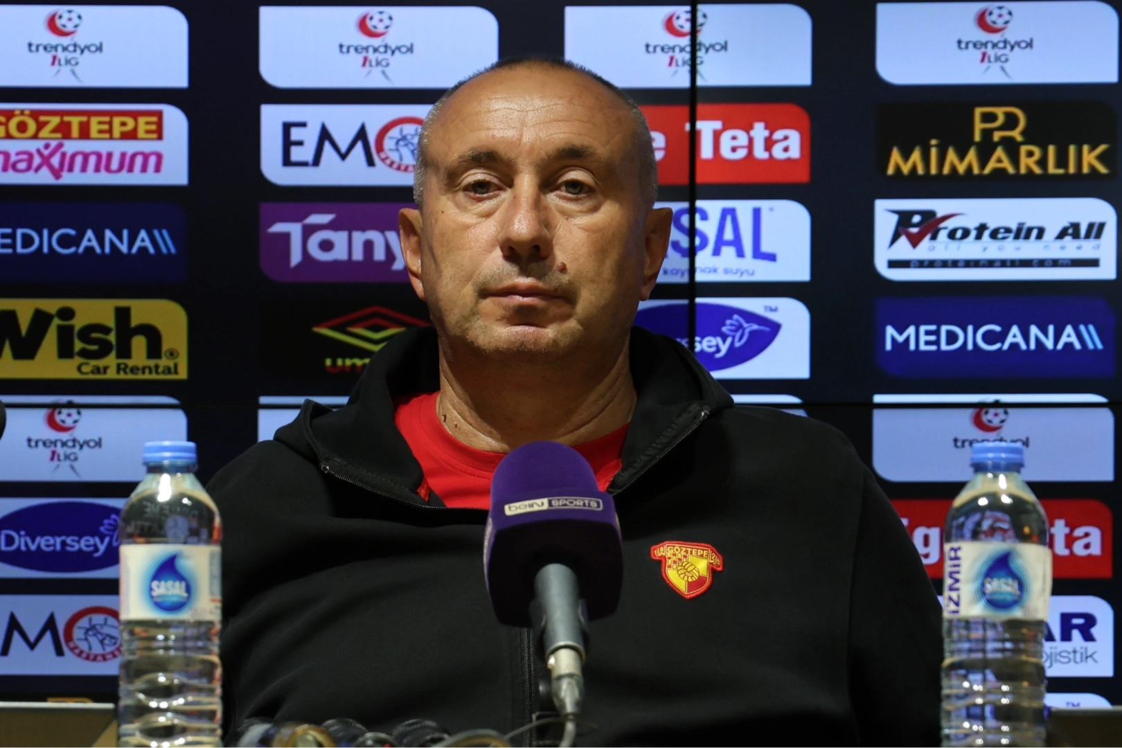 Teknik Direktör Stoilov: Bugün hep beraber kutlamayı hak ettiğimizi düşünüyorum haberinin görseli