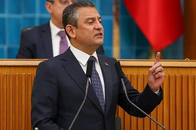 Özel'den Soma çıkışı: Buradaki birkaç tane zavallı devlet memurunu cezalandırmakla Soma'ya adalet gelmez! haberinin görseli