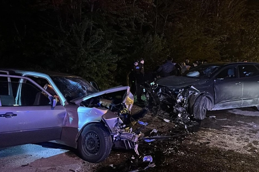 Tokat'ta kaza: Cip ile otomobil çarpıştı, 7 kişi yaralandı