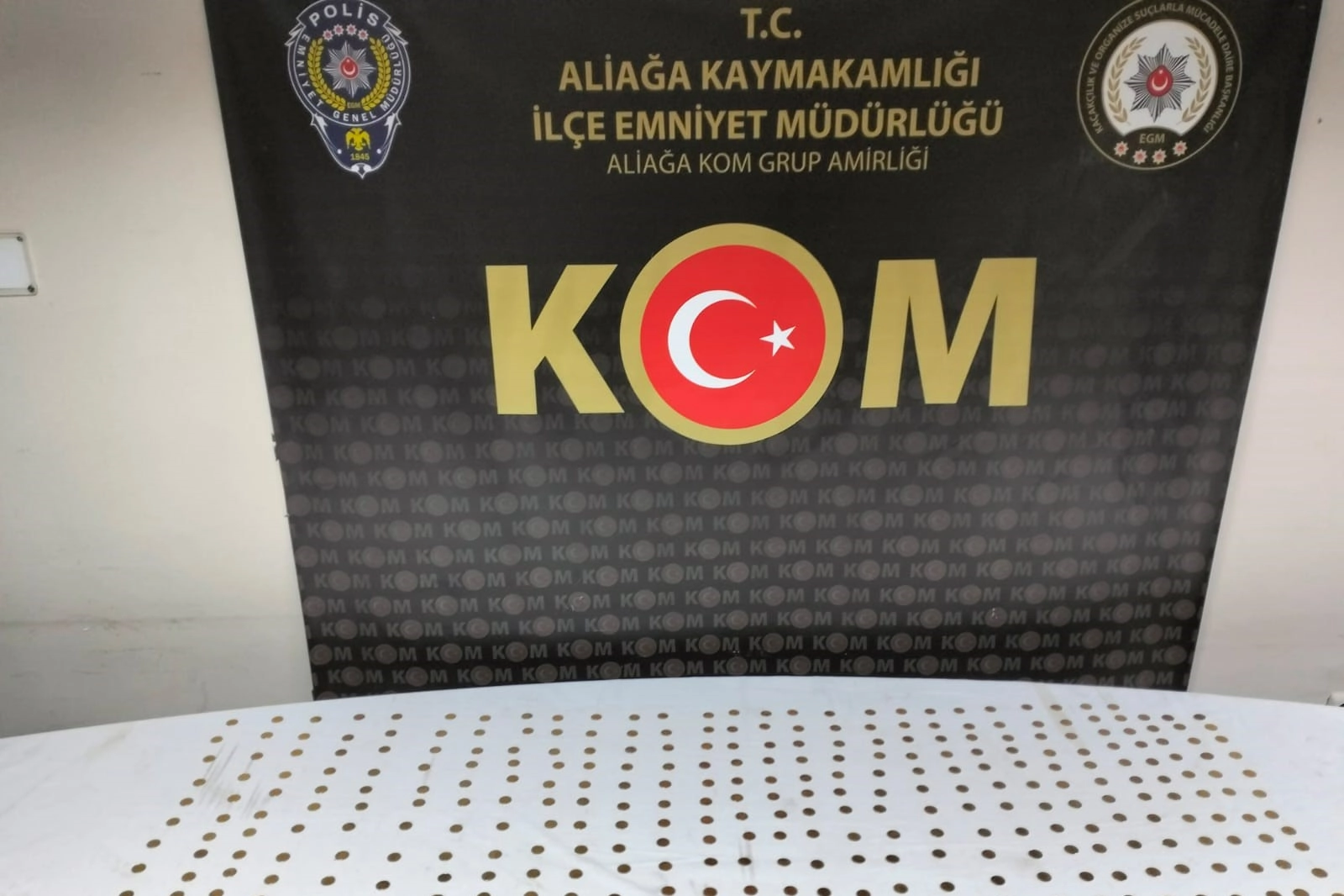 İzmir'de yüzlerce Osmanlı dönemine ait sikke bulundu