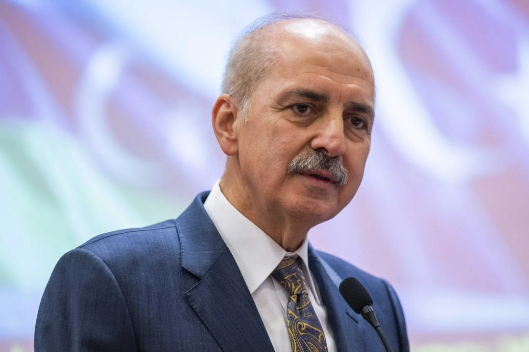 Kurtulmuş'tan AK Parti'ye yeni anayasa ziyareti