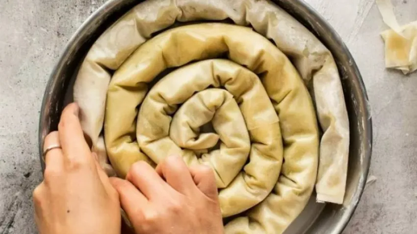 ıspanaklı ütü böreği