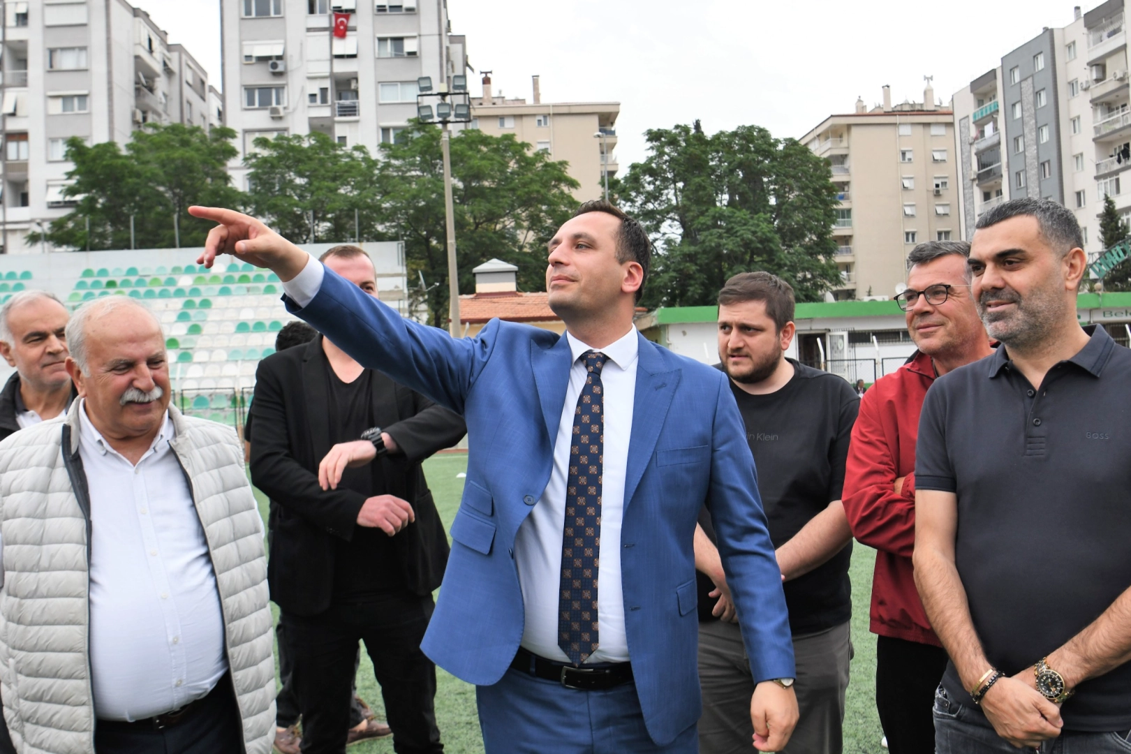 Başkan Eşki’den genç futbolculara motivasyon ziyareti