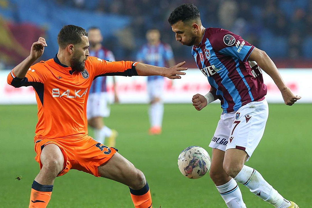 Futbolseverler tarafından merak edilen Başakşehir - Trabzonspor maçı ne zaman ve saat kaçta oynanacak? haberinin görseli