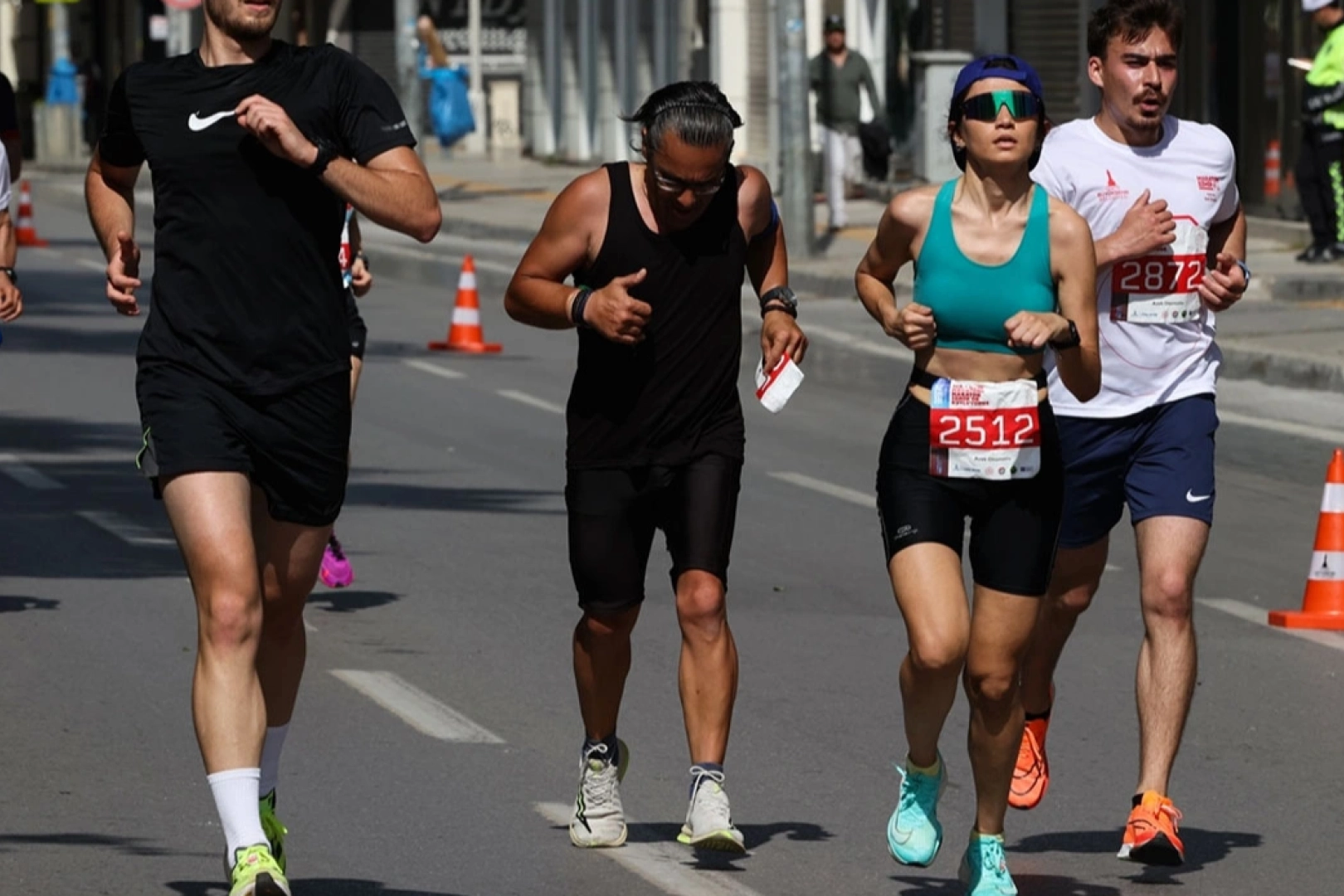 İzmir’de 10K Yol Koşusu nedeniyle bazı yollar kapandı