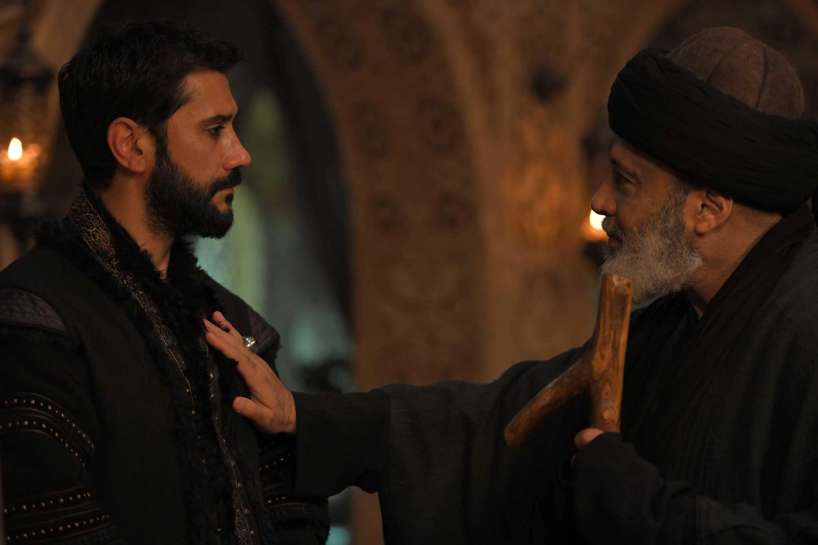 Bir an evvel Kudüs’ten beyleri kurtarmanın bir çaresini bulmamız lazım! Kudüs Fatihi Selahaddin Eyyubi 25. Bölüm 2. fragmanı yayınlandı. Kudüs Fatihi Selahaddin Eyyubi dizisinde bu hafta neler olacak? haberinin görseli