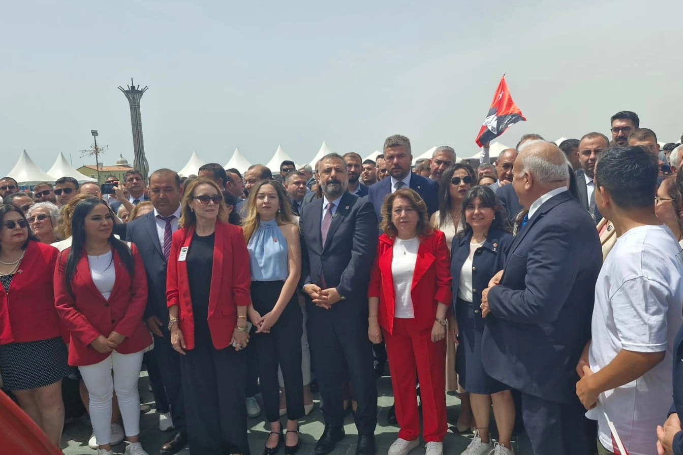 CHP İzmir 19 Mayıs’ı coşkuyla kutladı