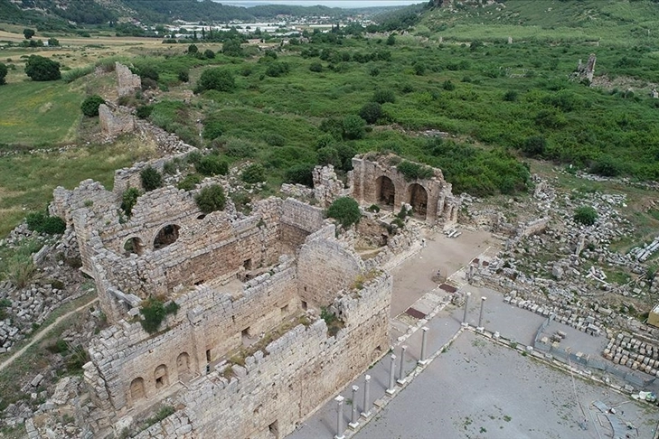 Perge Antik Kenti'ndeki çalışmalar tamamlandı