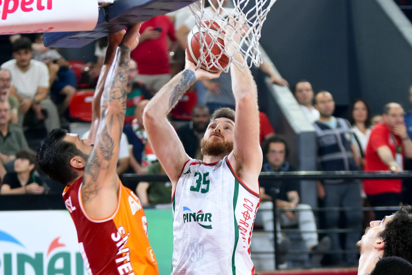 Pınar Karşıyaka Galatasaray'ı mağlup ederek yarı finale çıktı haberinin görseli