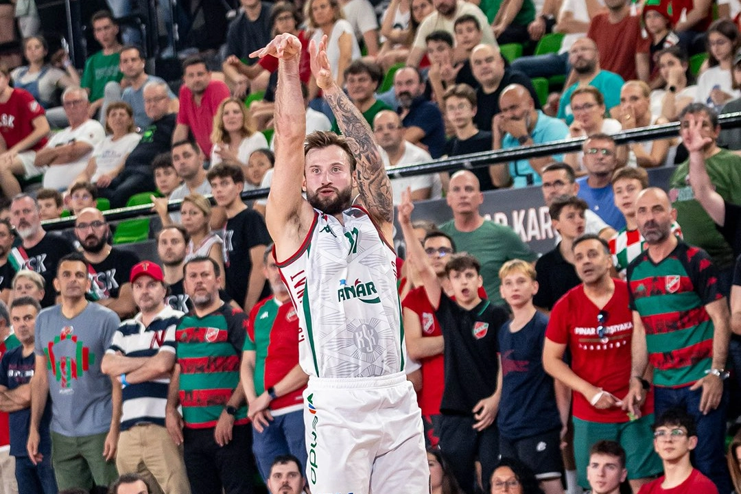 Pınar Karşıyaka’nın rakibi Anadolu Efes  haberinin görseli