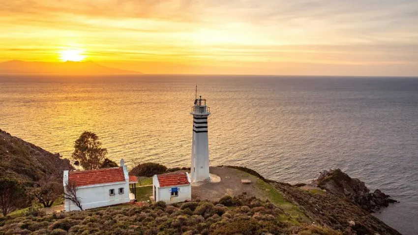 Sarpıncık Deniz Feneri