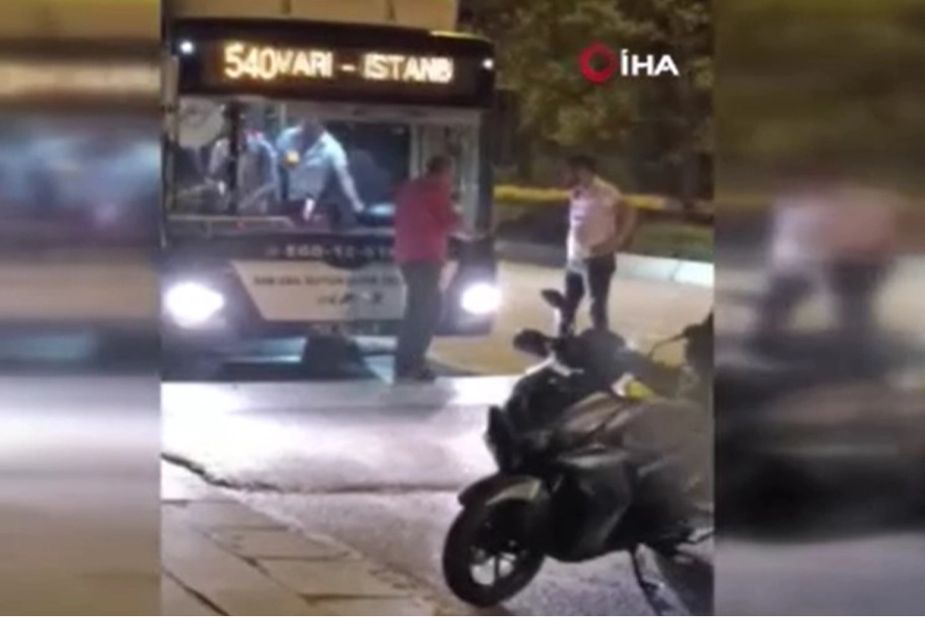 Ankara’da otobüs şoförü ile yolcu arasında bıçaklı kavga haberinin görseli