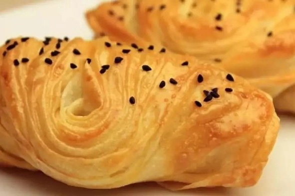 Gelinim Mutfakta kıymalı midye börek tarifi! Gelinim Mutfakta kıymalı midye börek nasıl yapılır?