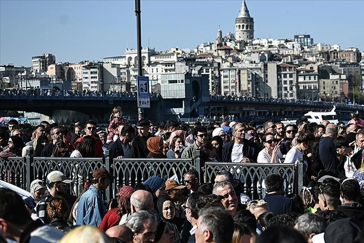 İstatistikler Türkiye'nin 100 milyon nüfusa ulaşmasının zor olduğunu gösteriyor haberinin görseli