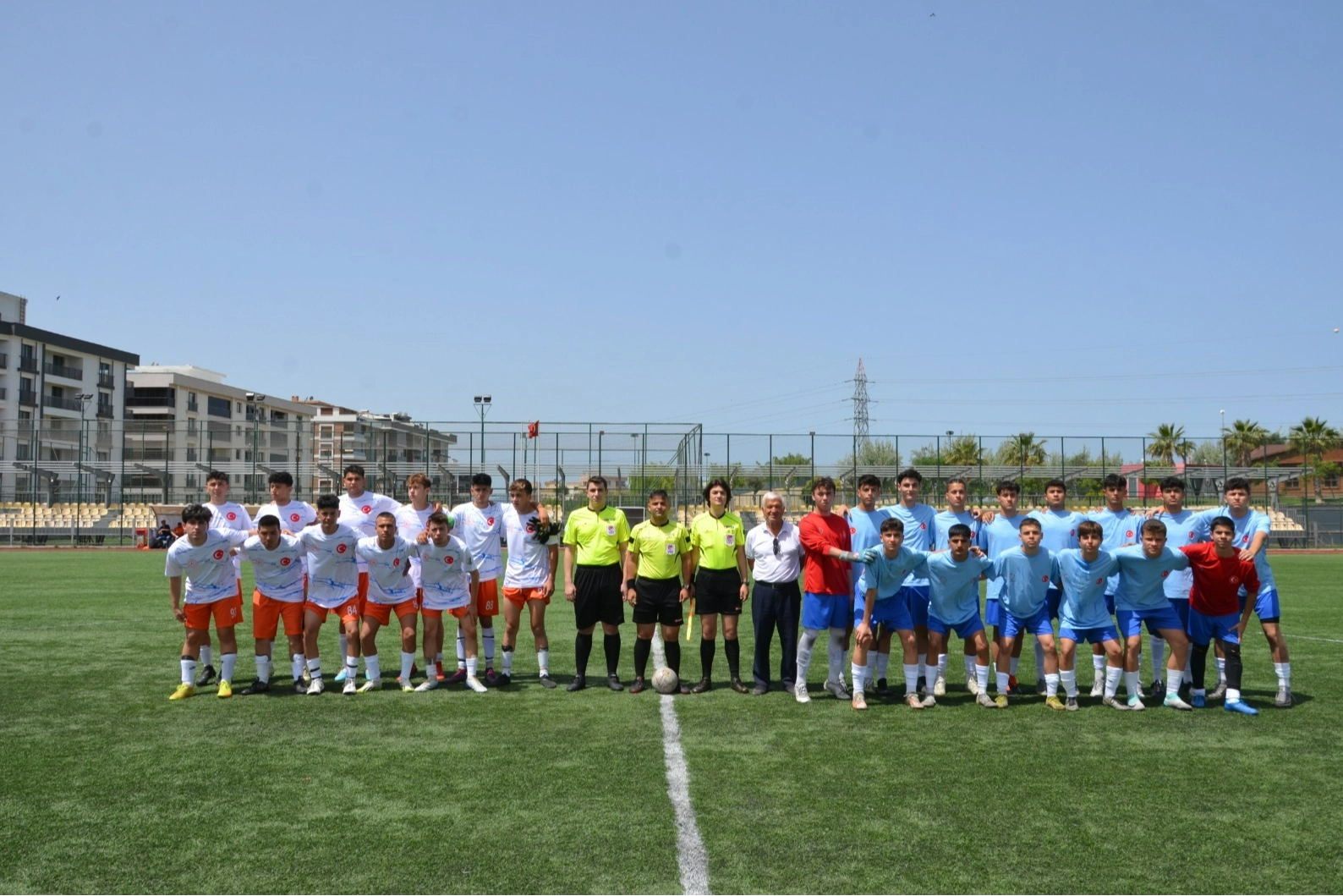Kuzey Ege Spor Oyunları coşkuyla devam ediyor haberinin görseli