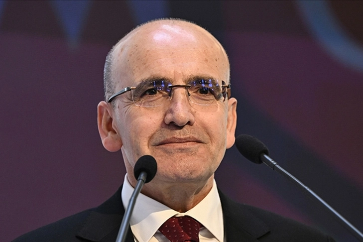 Bakan Şimşek: Türkiye'ye ciddi bir kaynak girişi var haberinin görseli