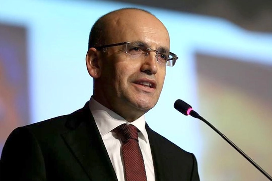 Bakan Şimşek: Üreterek ve İhraç ederek zenginleşmek istiyoruz haberinin görseli