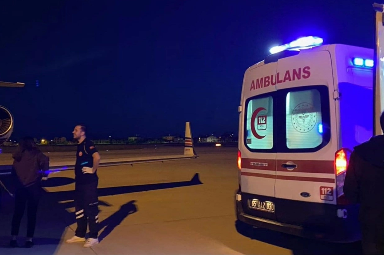 13 yaşındaki hastaya ‘akut endokardit’ tanısı konulmuştu ambuabs helikopterle istanbul'a sevk edildi