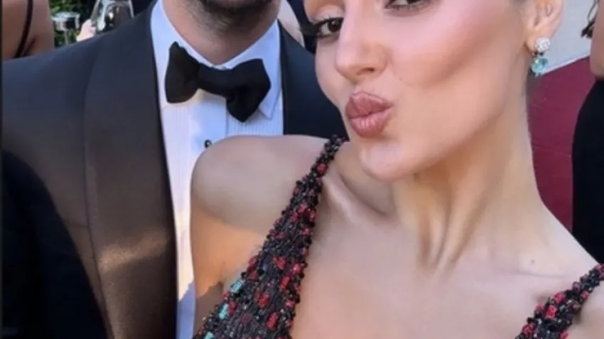 hande erçel hakan sabancı cannes