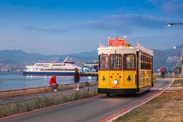 Cumhuriyet Meydanı'ndaki yürüyüş nedeniyle Nostaljik Tramvay çalışmayacak